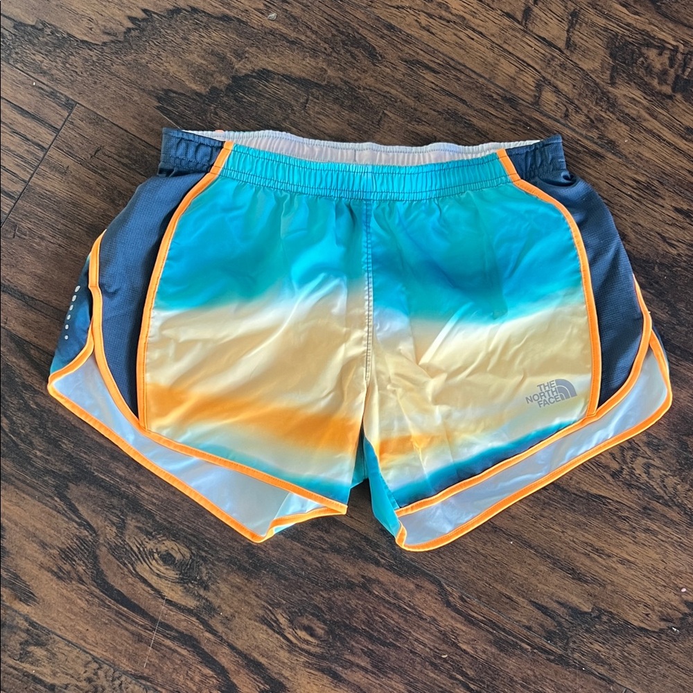 The North Face woman’s tie dye flash dry running shorts built in briefs Sm NWOT